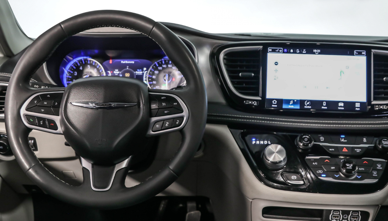 2022 Chrysler Pacifica Touring