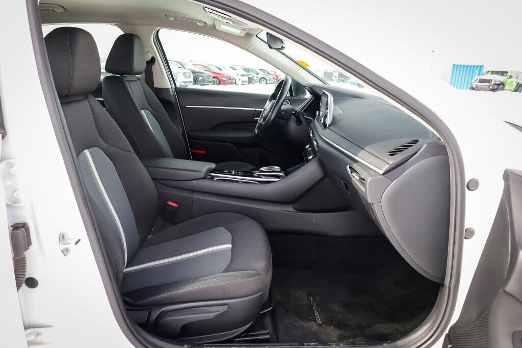 2022 Hyundai Sonata Preferred FWD