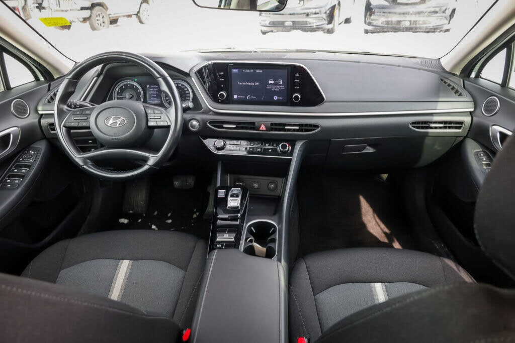 2022 Hyundai Sonata Preferred FWD